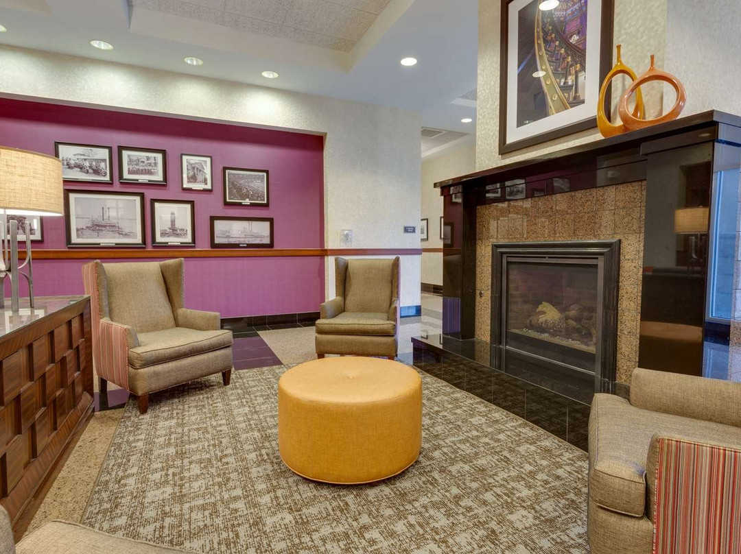 Drury Inn & Suites Baton Rouge主图