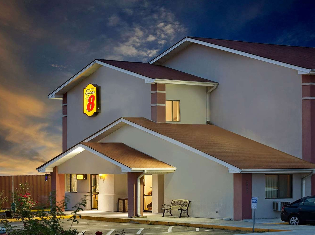 Super 8 by Wyndham Waynesboro主图