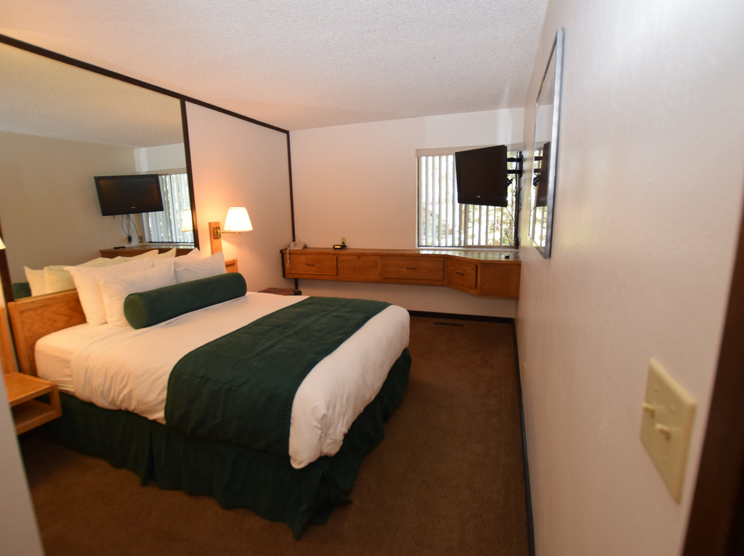 Kings Beach酒店住宿-塔霍俱乐部度假酒店