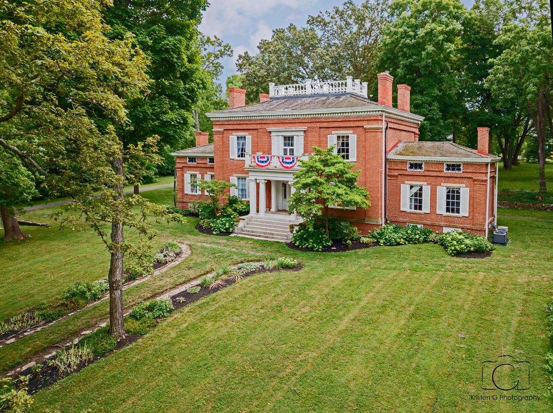 Lebanon旅游景点-Glendower Historic Mansion and Arboretum