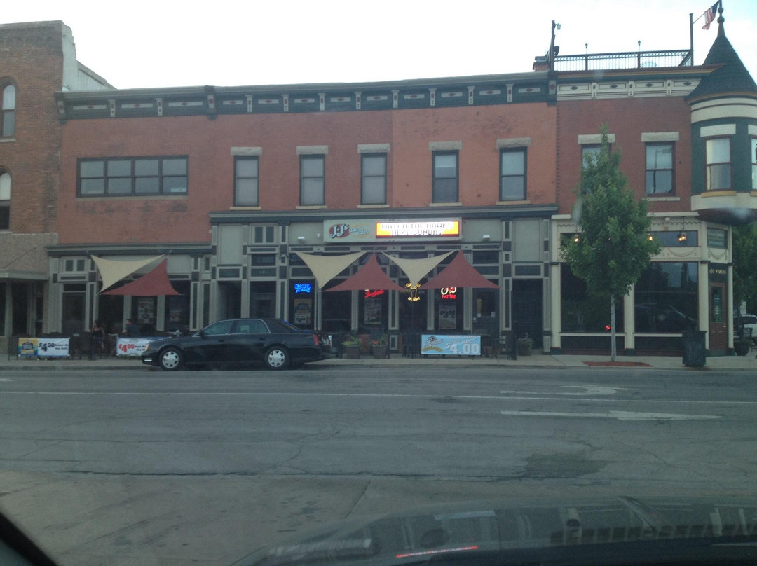 Streator旅游景点-JJ's Pub