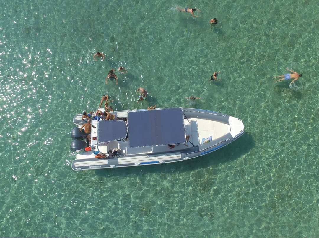 Vie del Mediterraneo - Tour Escursioni e Servizi Turistici nel Salento-切萨雷奥港必去景点