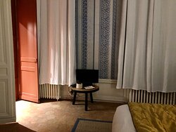 Maison Ailleurs-官方