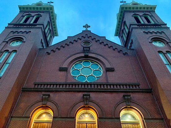 St. Michael's Catholic Church-大福克斯必去景点