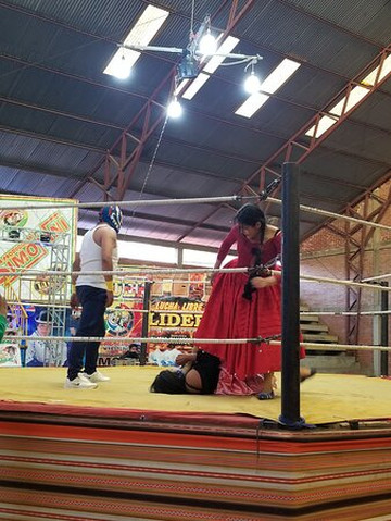 Red Cap Walking Tours-拉巴斯必去景点