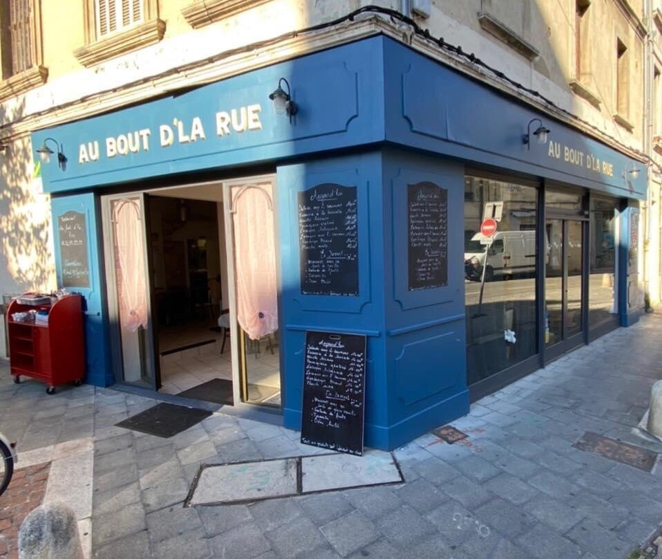 Au Bout D'la Rue
