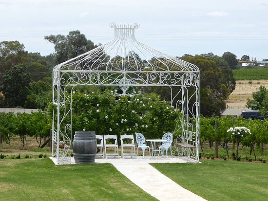 Tuileries at De Bortoli Rutherglen主图