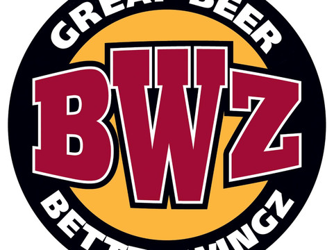 Cloverleaf餐馆和美食-BreWingZ Restaurant and Bar