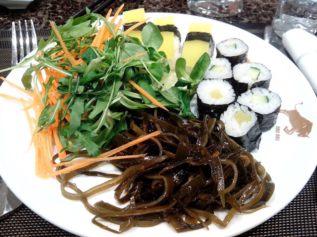 NIU NIU sushi wok