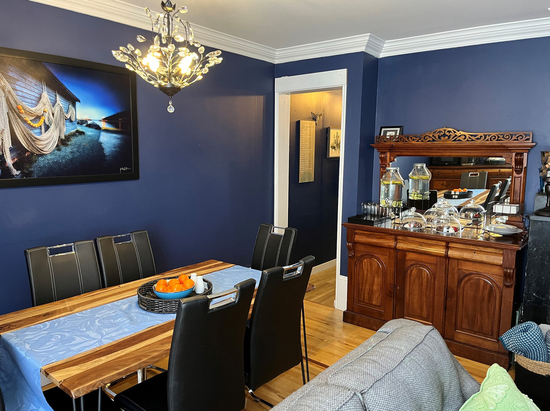 The Rock's Signal Bed And Breakfast