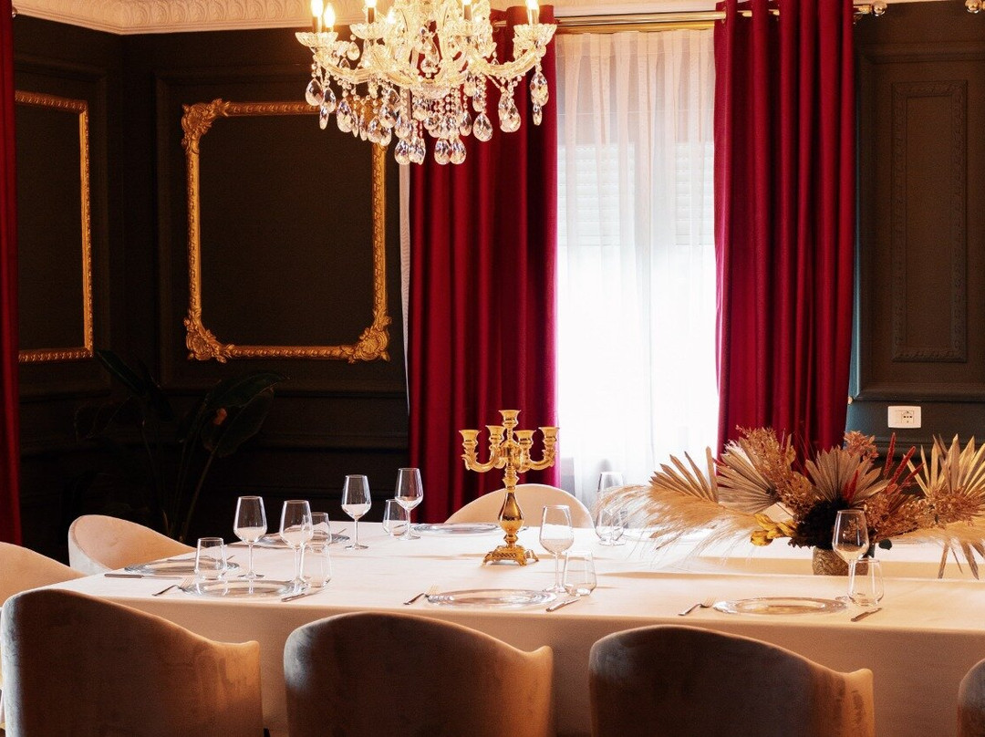 Vaqarr餐馆和美食-Villa Cesar