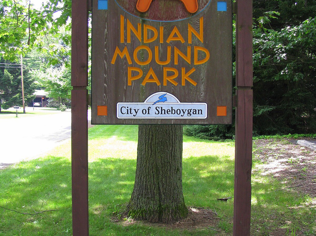 Indian Mounds Park景点图片