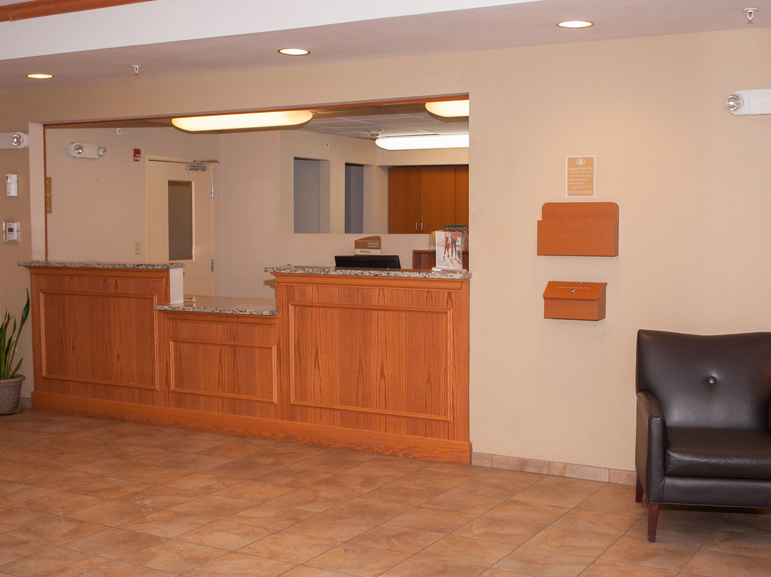 Candlewood Suites Logan By IHG主图