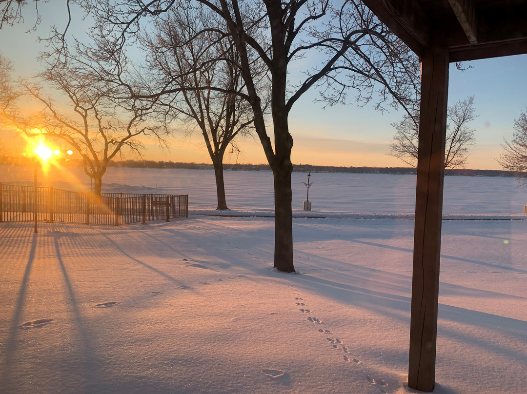 Lake Lawn Resort主图