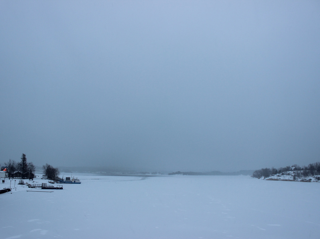 Karelian Bridge景点图片