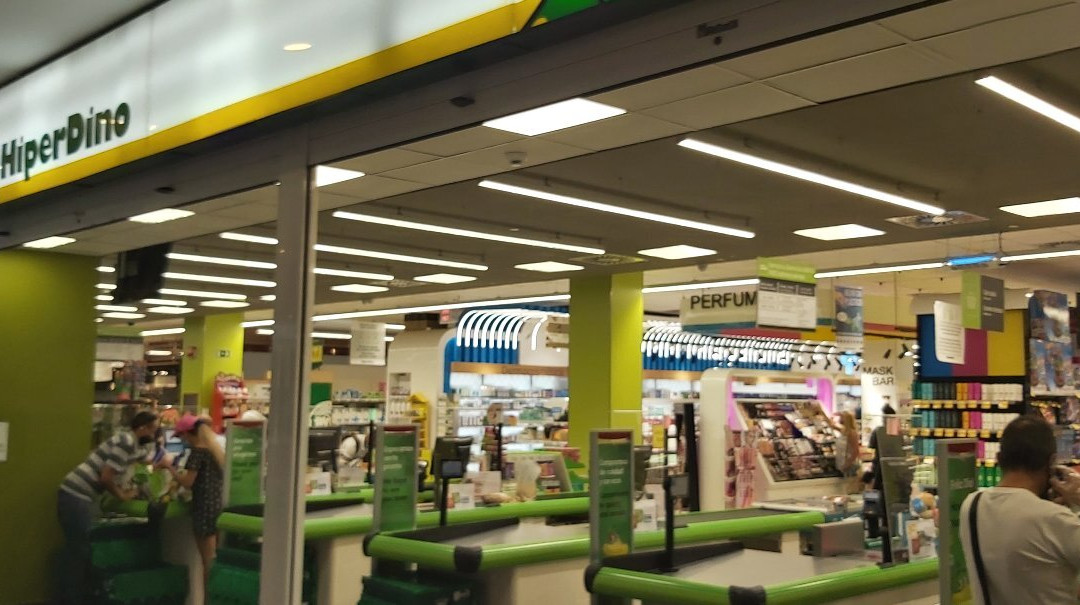 Las Rotondas Centro Comercial景点图片
