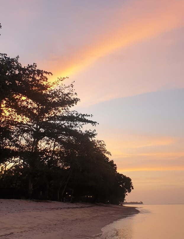 龙目岛图古酒店主图