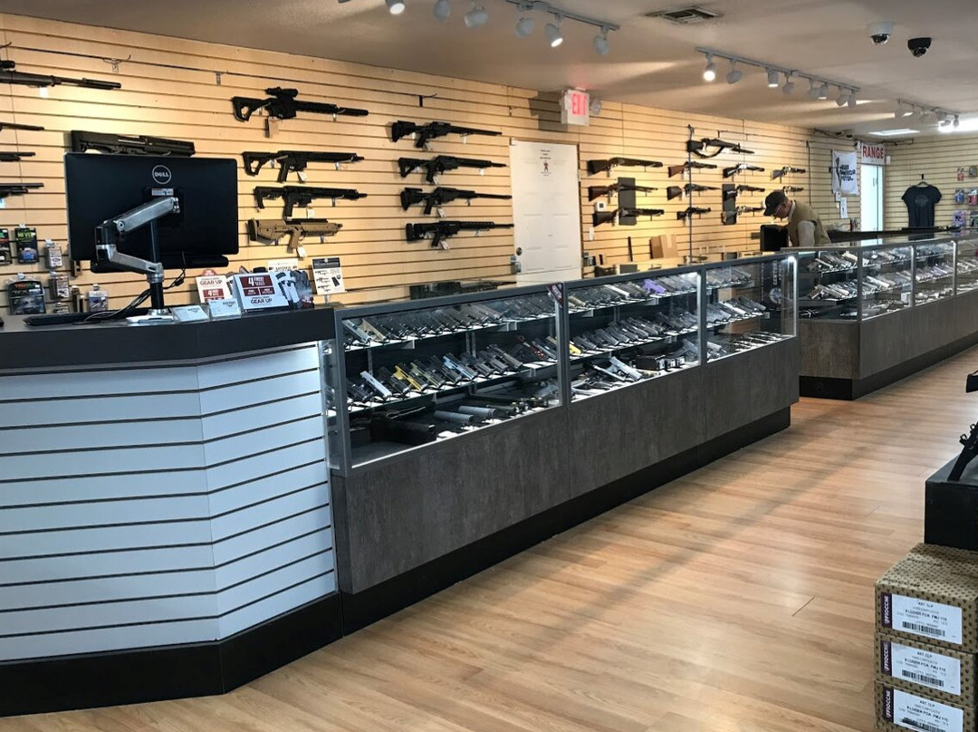 Bank Street Guns-金曼必去景点