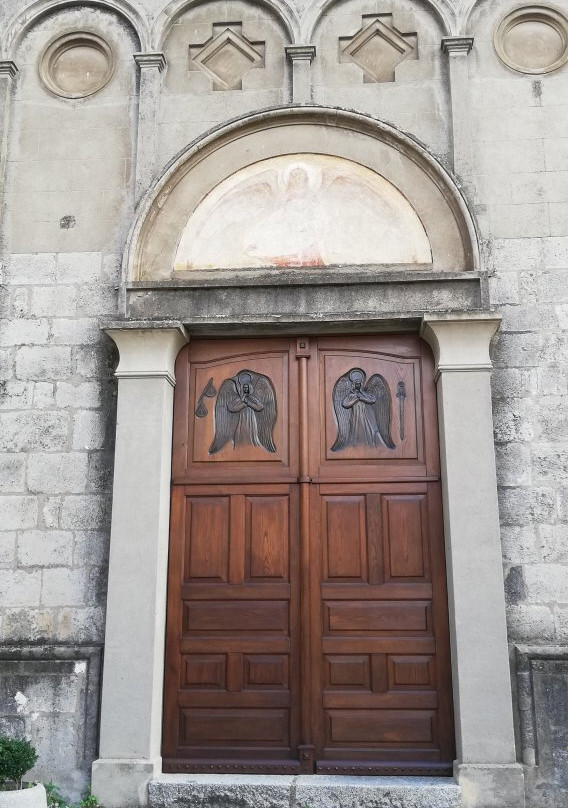 Chiesa di San Michele Arcangelo-Aritzo必去景点