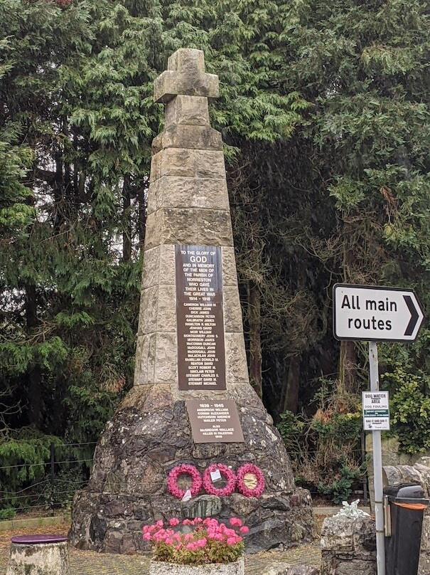 Thornhill War Memorial-Thornhill必去景点