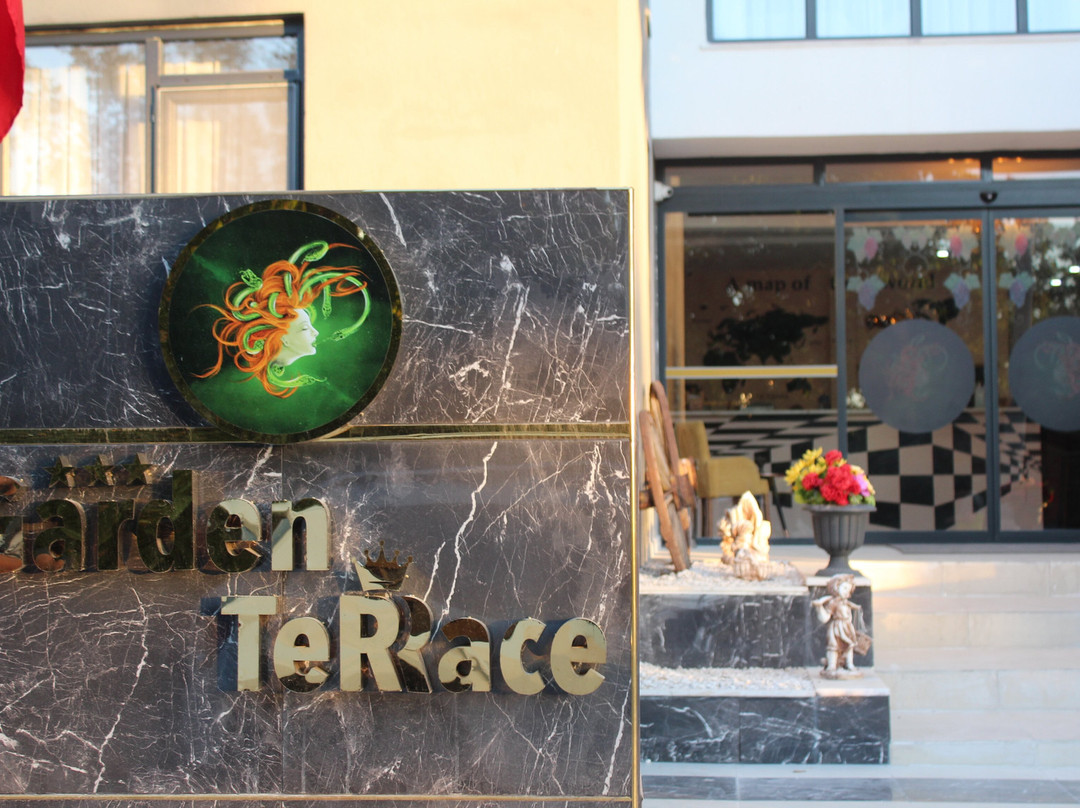 Garden Terrace Otel主图