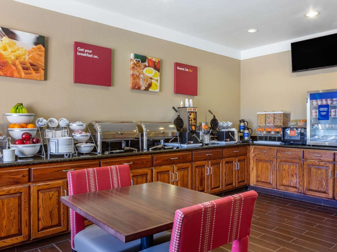 Comfort Suites Plainview主图