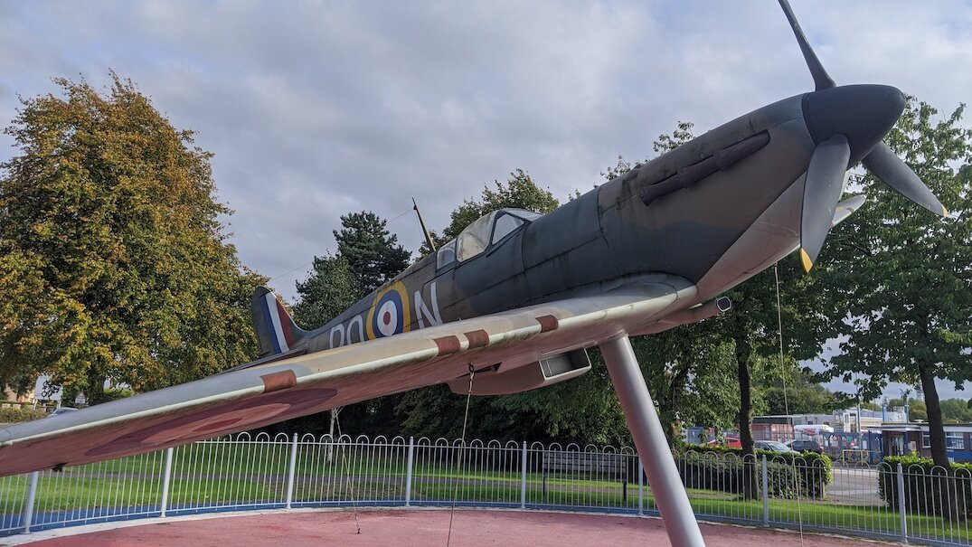 Grangemouth Spitfire Memorial-Grangemouth必去景点