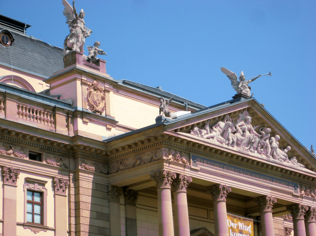 Hessisches Staatstheater Wiesbaden-威斯巴登必去景点