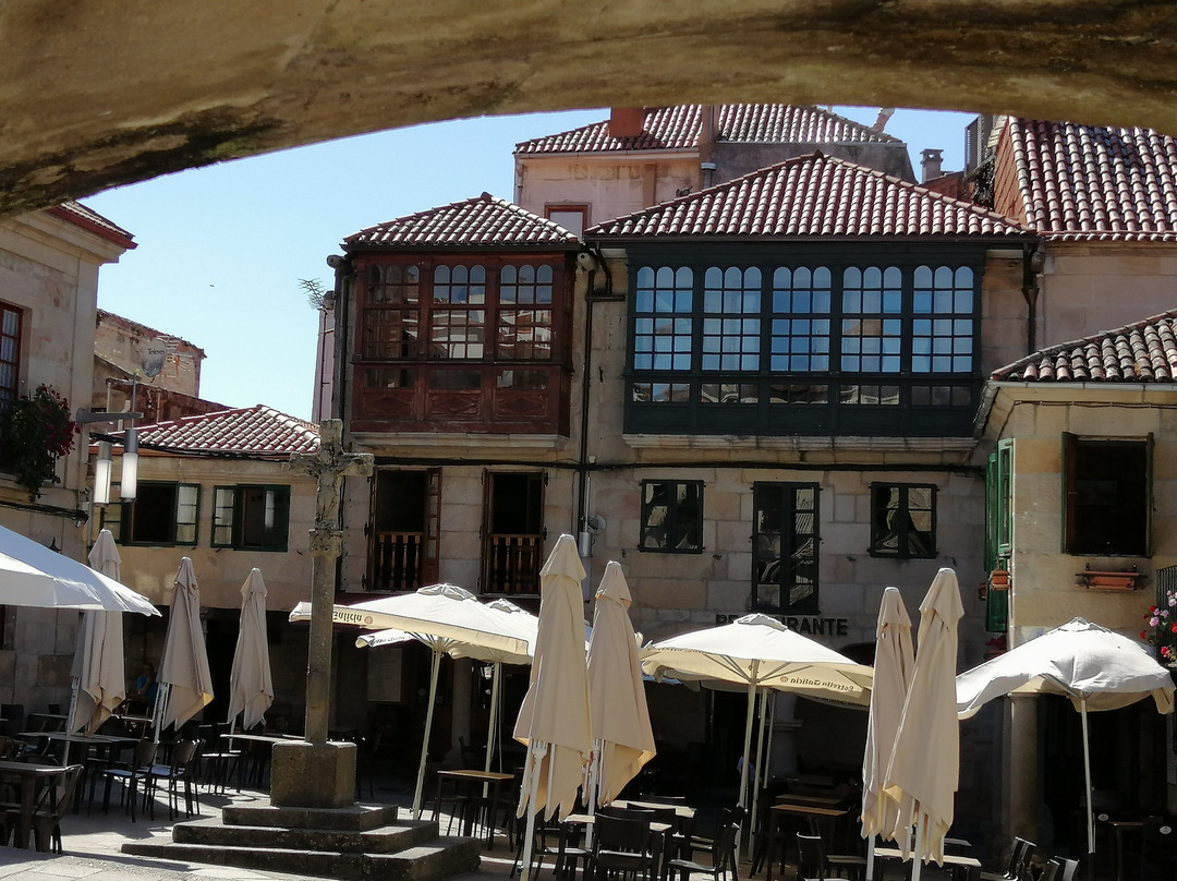 Plaza de la Lena-邦特韦德拉必去景点