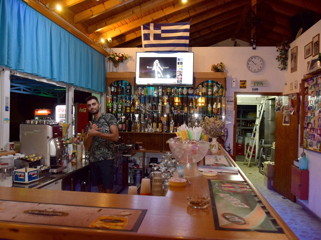 Sunlight Studios Pool Bar & Restaurant主图