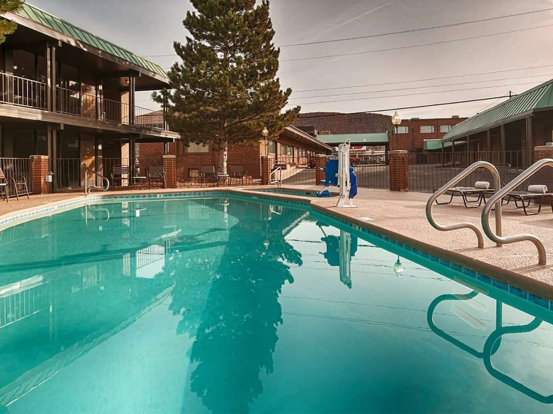 Baymont by Wyndham Cedar City主图