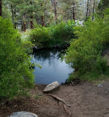 Mono Hot Springs Trail-Lakeshore必去景点