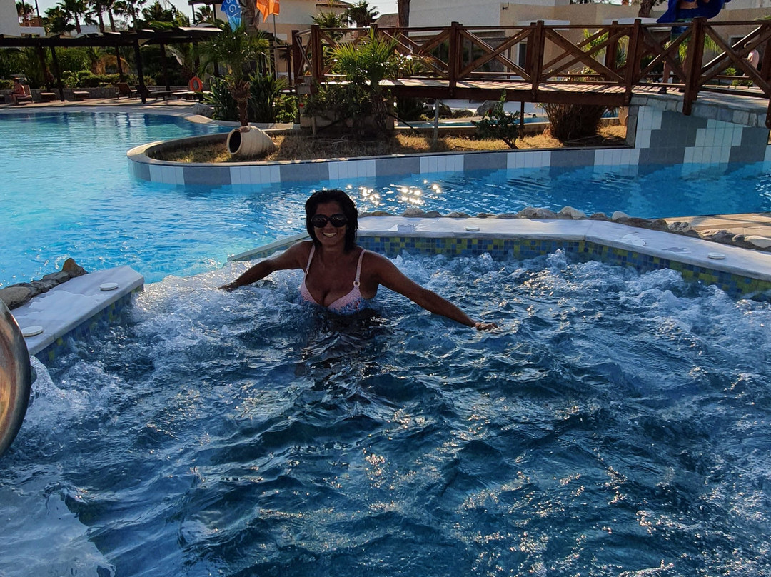 Natura Park Village Hotel & Spa主图