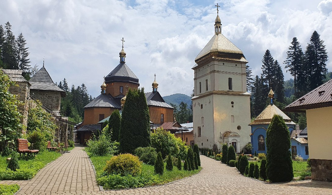 Manyava Cross Monastery-Manyava必去景点