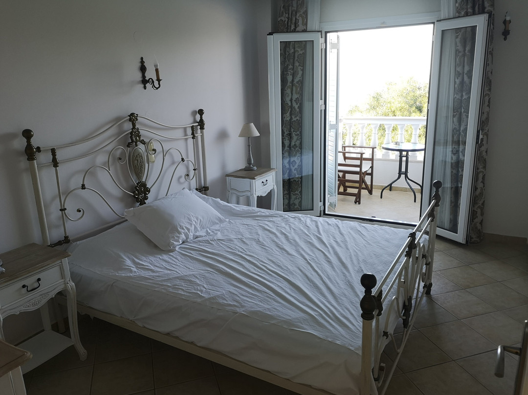 Vrachos Beach Hotel主图