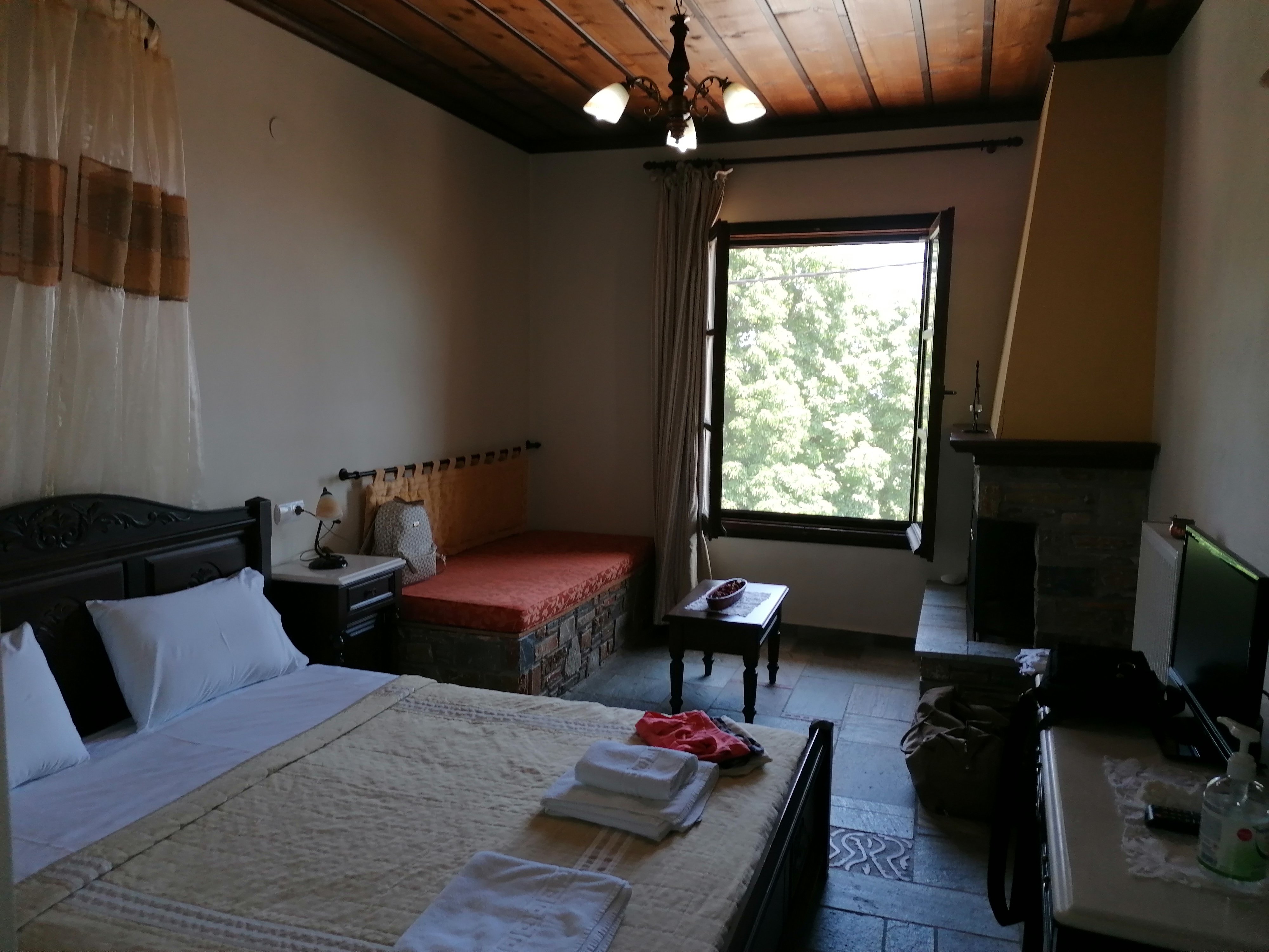 Atrapos Hotel-官方