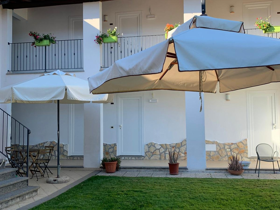 斯米拉尔多别墅酒店主图