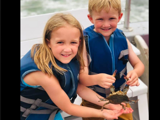 The Fun Boats Dolphin Cruises-橙色海湾必去景点