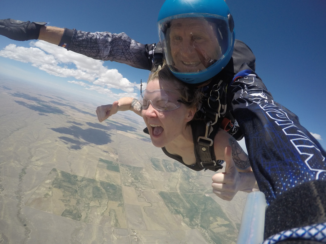 Out of the Blue Skydiving-Penrose必去景点