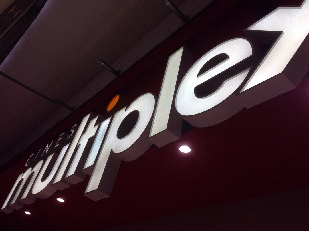 Cines Multiplex Palmas del Pilar-Pilar必去景点