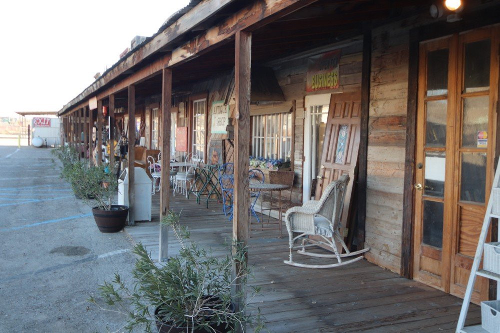 Antique Station, Victorville景点图片
