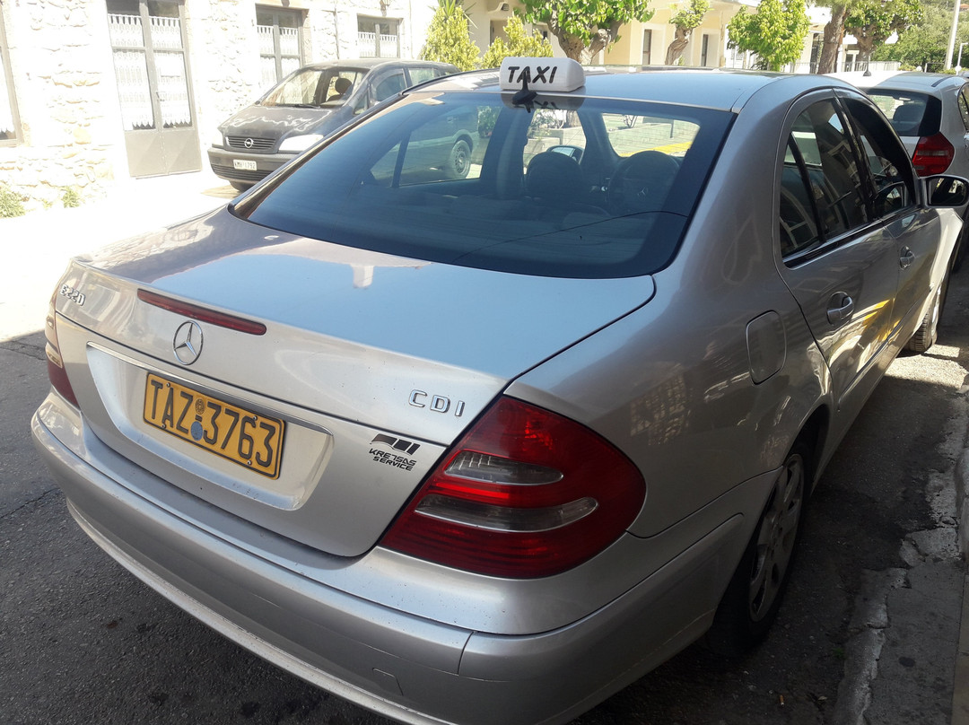 Taxi Arfara Kalamatas Bouras-卡拉马塔必去景点