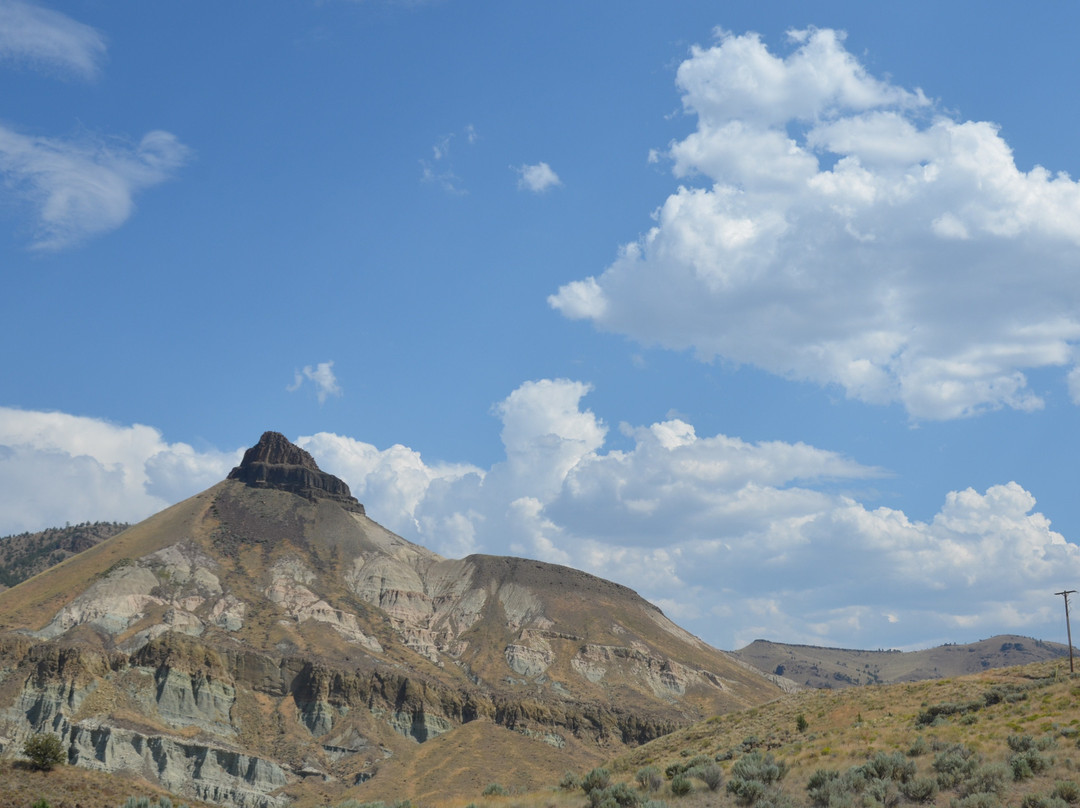 John Day Fossil Beds National Monument- Sheep Rock景点图片