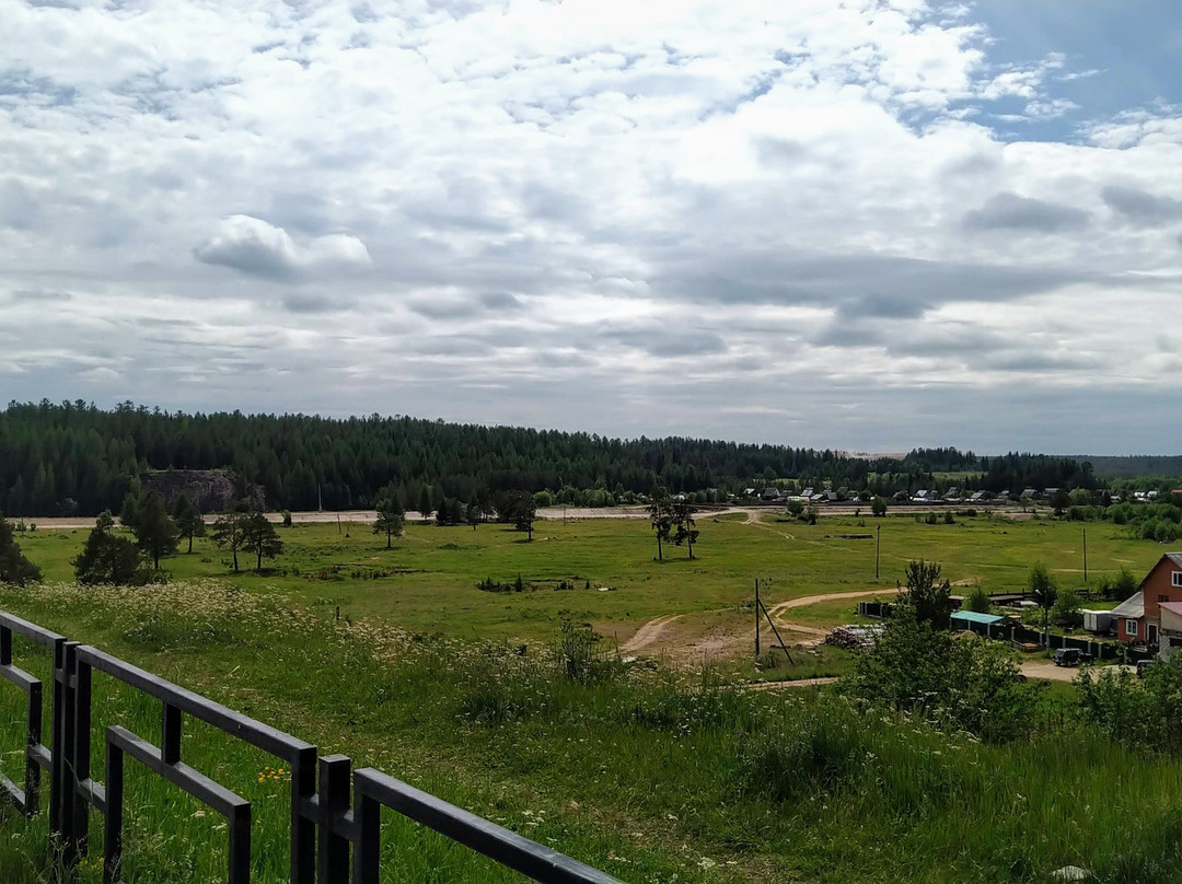 Glory to the Heroes of the Front and Rear  Stele