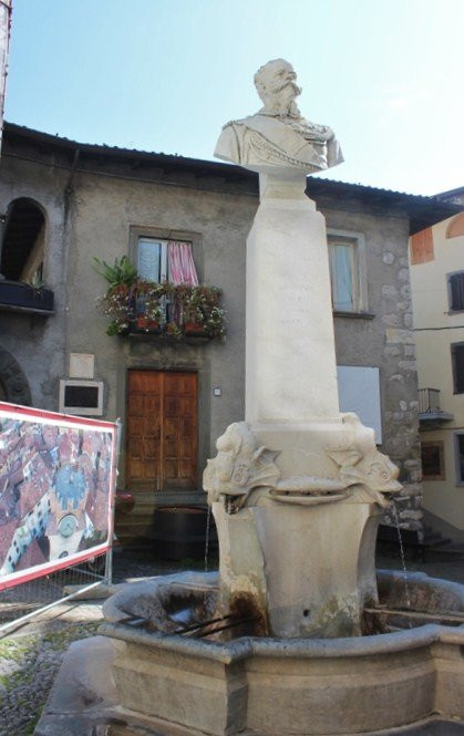 Piazza Vittorio Emanuele II景点图片