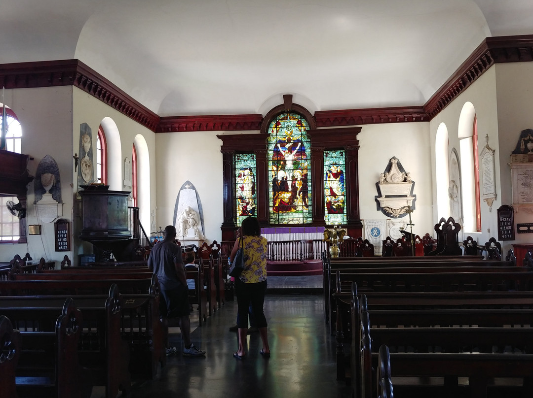 St James Parish Church-蒙特戈贝必去景点