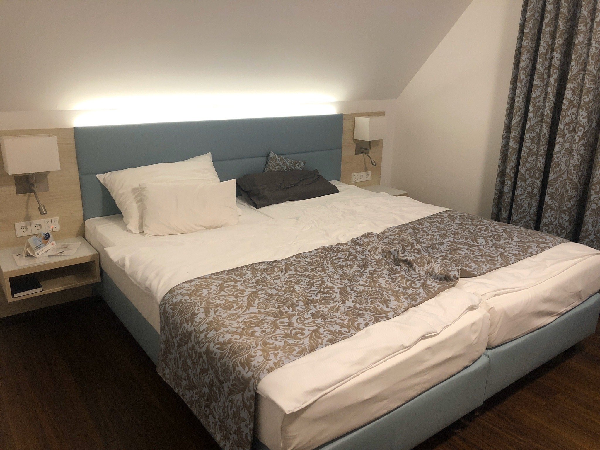 英格费根城堡酒店-官方