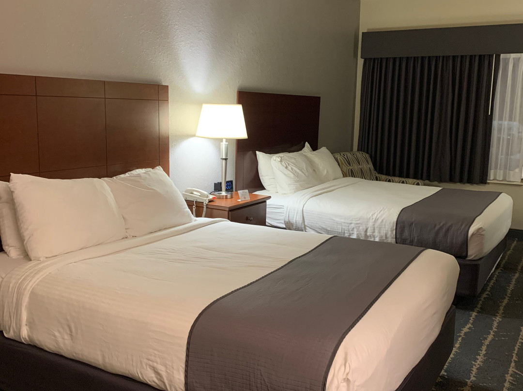 Best Western Fostoria Inn & Suites主图