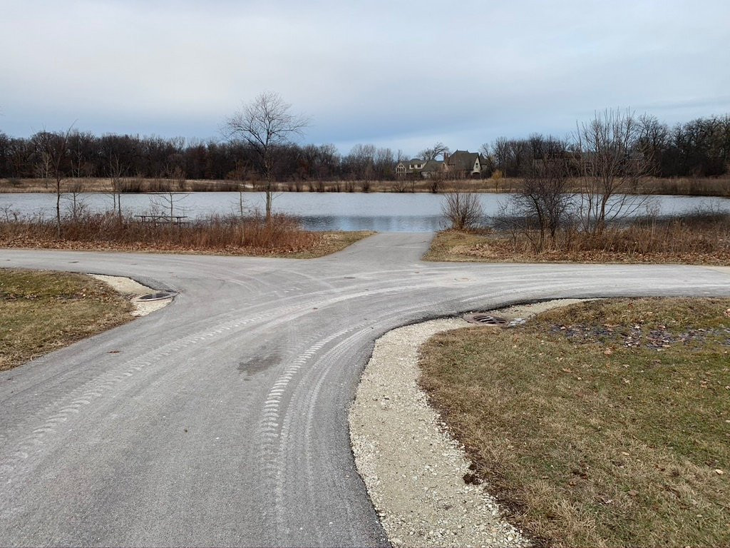 Wood Dale Grove Forest Preserve-Wood Dale必去景点