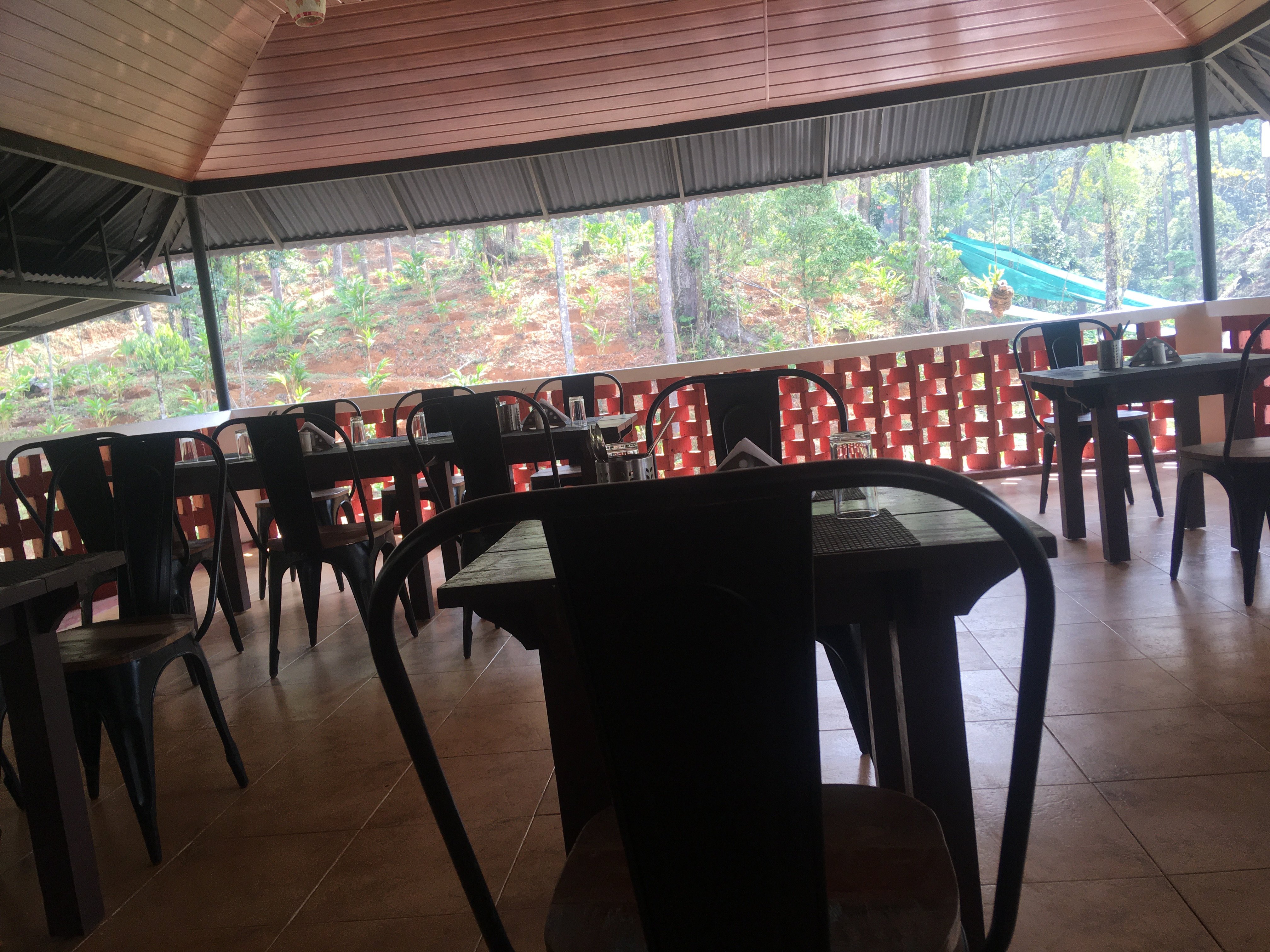 Falling Waters-餐饮